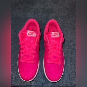 Wmns Dunk Low 'Hyper Pink'